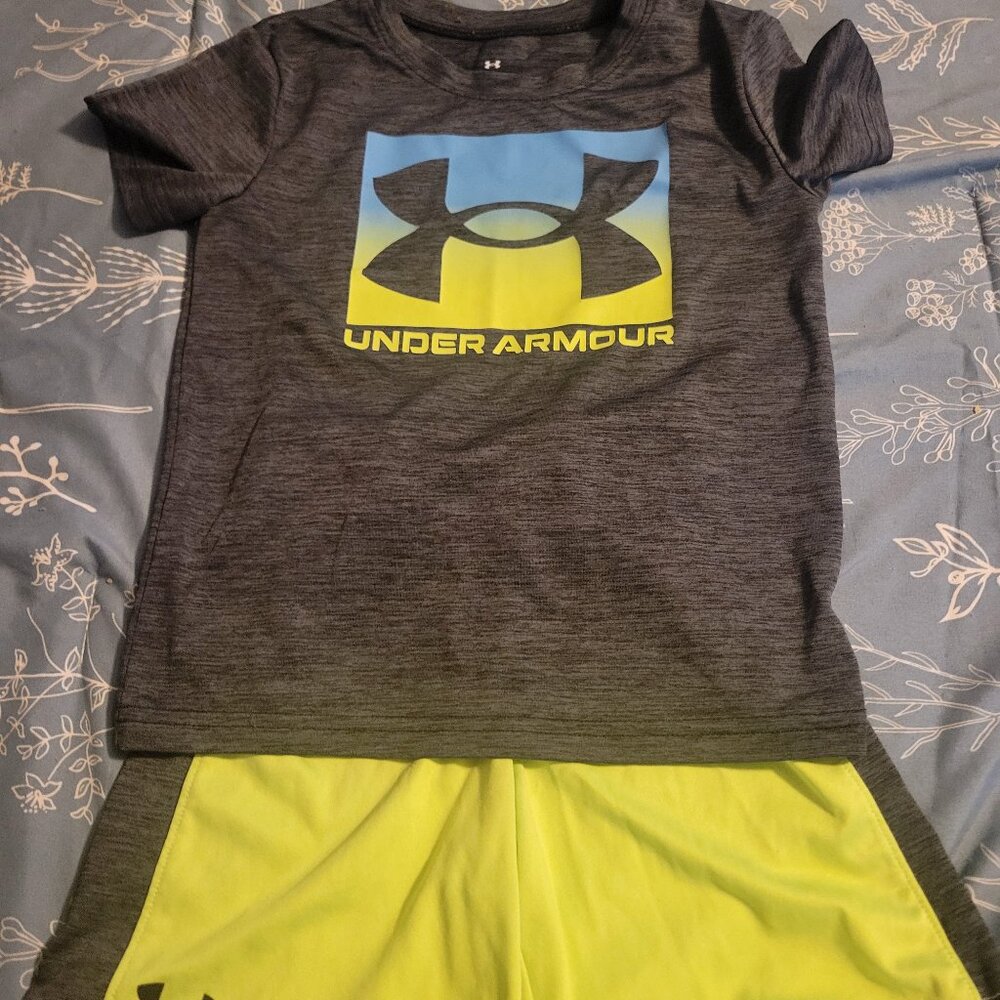 Boy's matching set